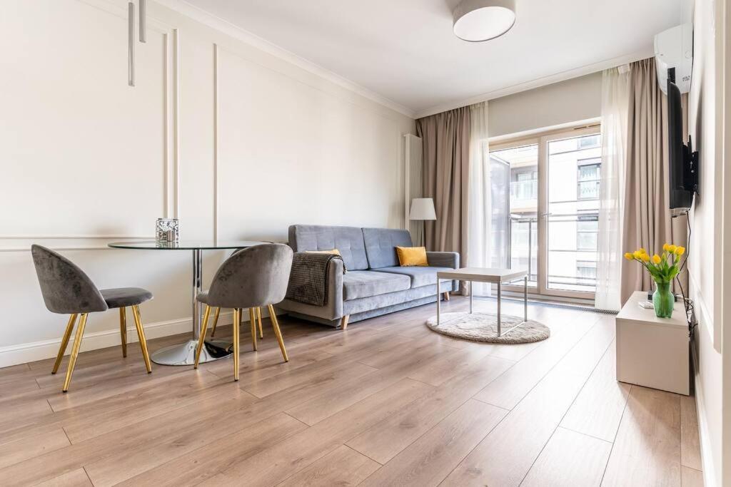 Golden Apartments -City Center - Mennica Residence Warsaw Luaran gambar